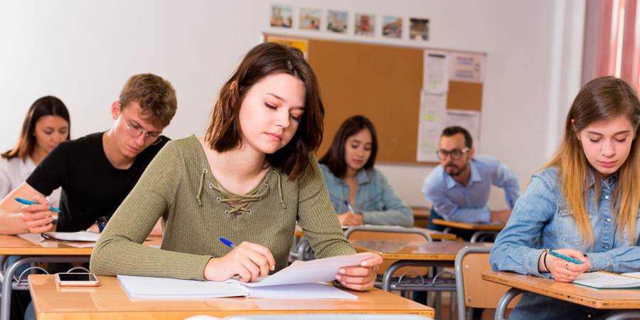 Enem ou vestibular? O planejamento certo para quem quer entrar na faculdade